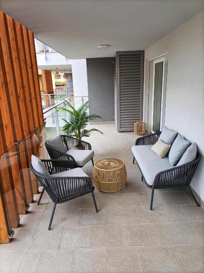 Lake Dream Apartment With Pool In Bardolino Exteriör bild