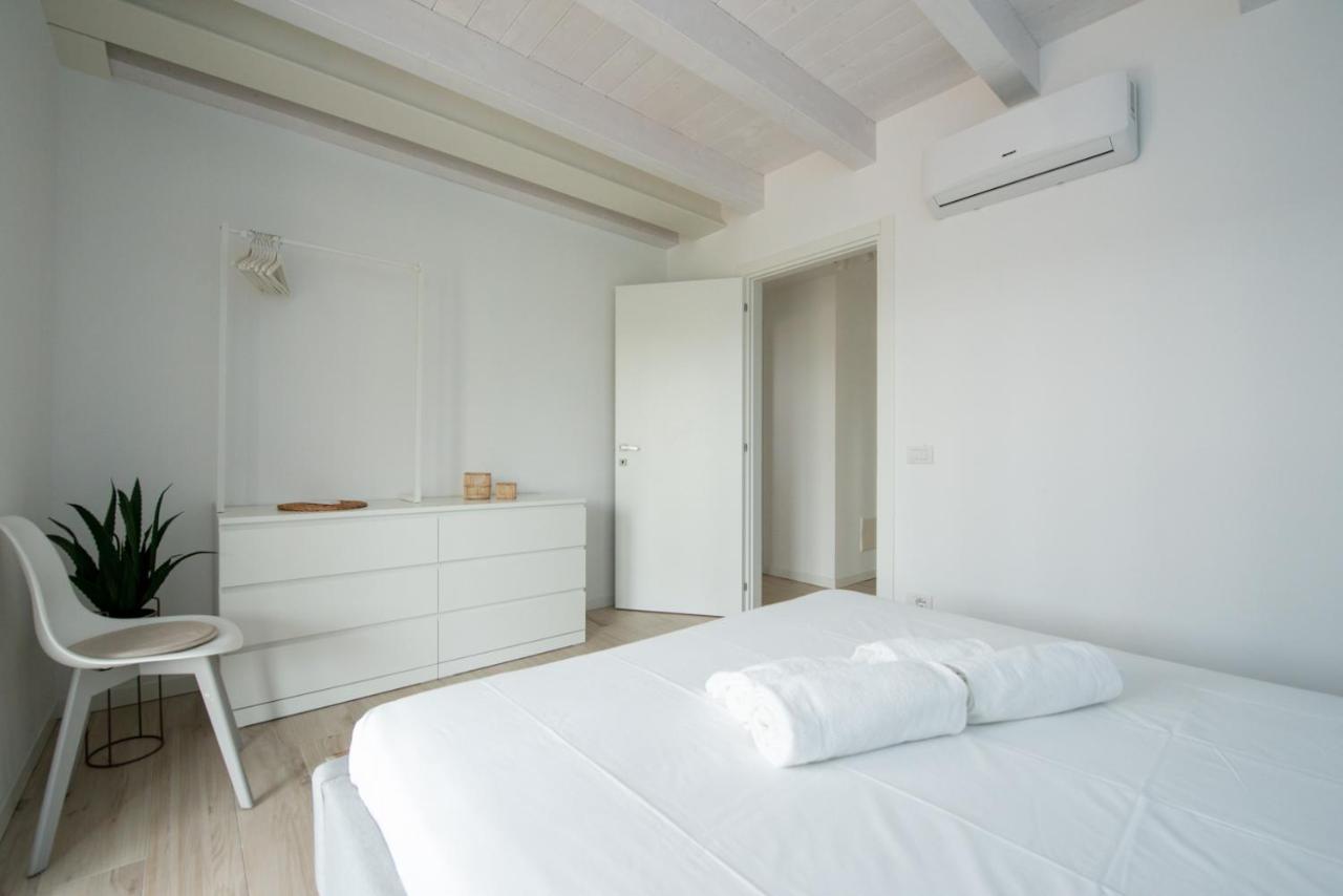 Lake Dream Apartment With Pool In Bardolino Exteriör bild