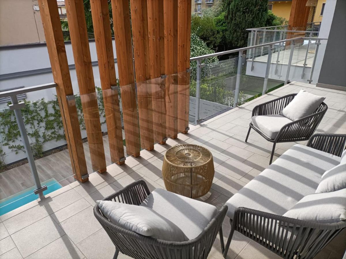 Lake Dream Apartment With Pool In Bardolino Exteriör bild